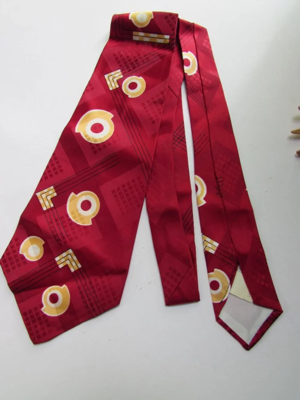 Vintage 1950 Era Men's Neck Tie Red & Yellow Circles